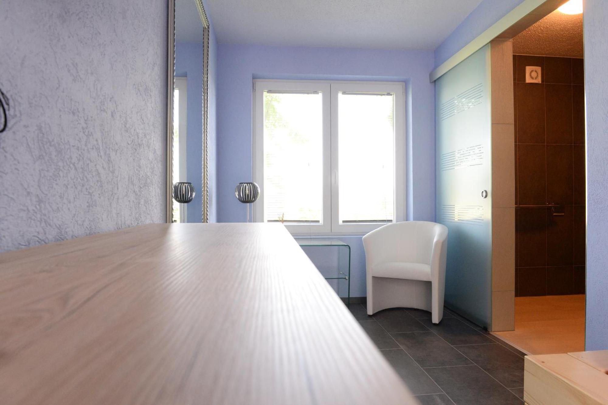 Hotel Belp Bern Airport Free Parking Exterior photo